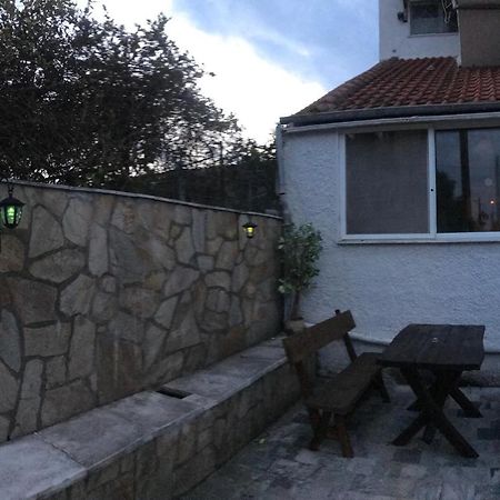 Rena Apartments Asproválta Eksteriør bilde