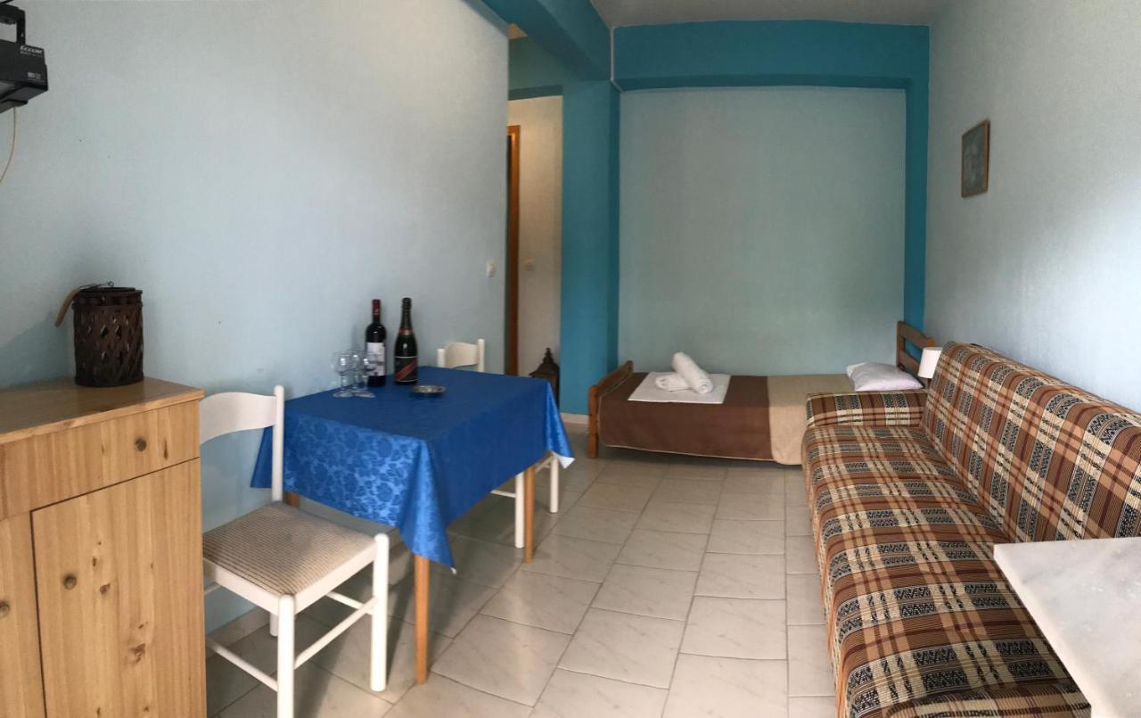Rena Apartments Asproválta Eksteriør bilde