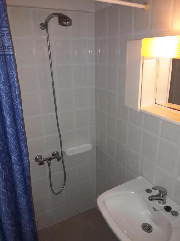 Rena Apartments Asproválta Eksteriør bilde